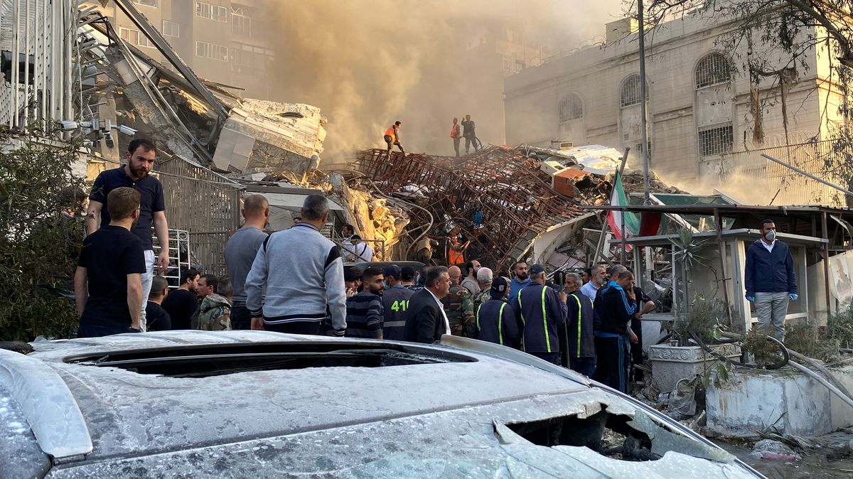Izraelský útok v Damašku zabil dva generály a pět důstojníků, tvrdí íránské revoluční gardy